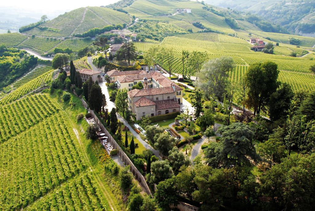 Relais San Maurizio Hotel Santo Stefano Belbo Exterior photo